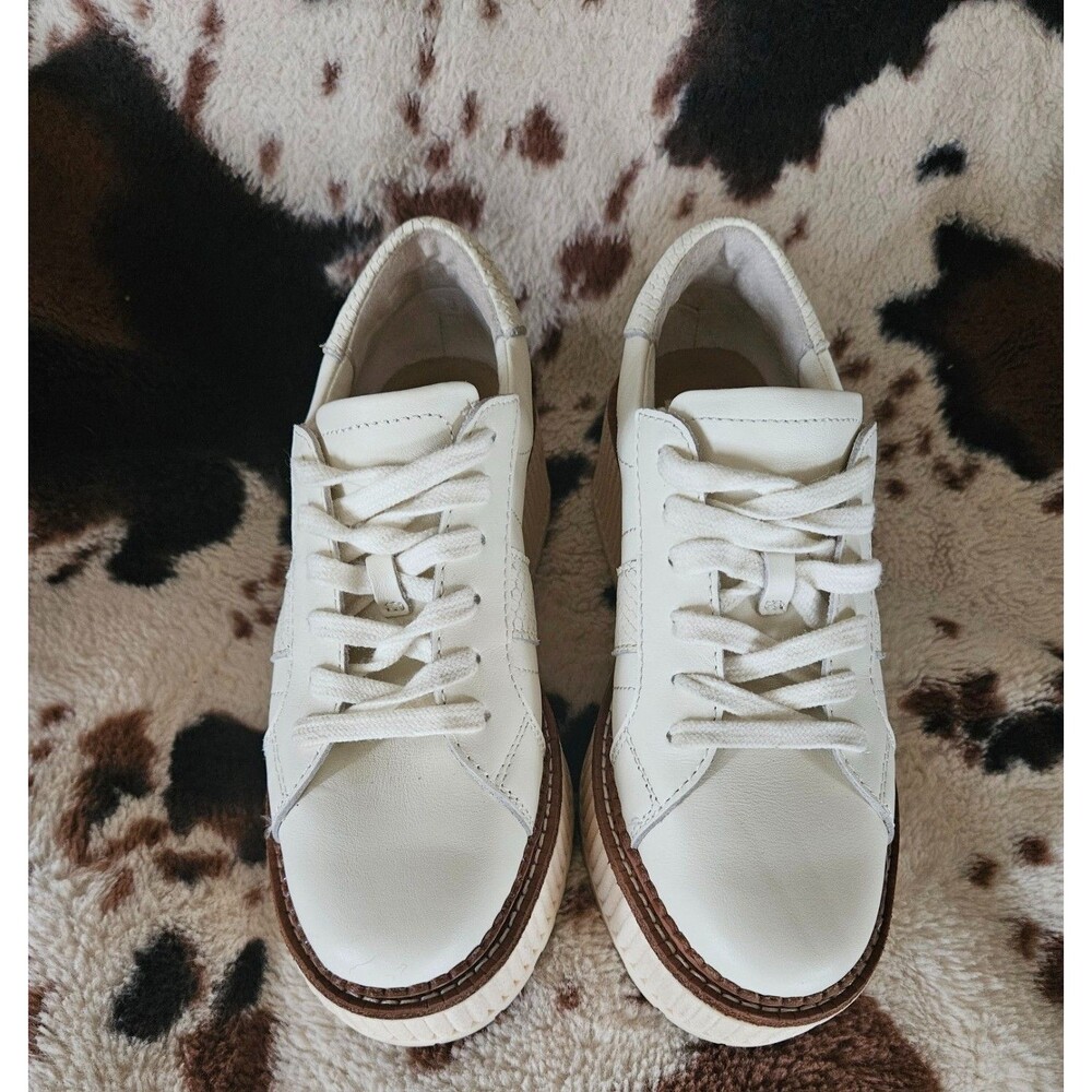 DOLCE VITA TIGER PLATFORM SNEAKERS SIZE 6 WORN A FEW TIMES